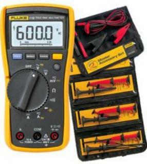 Fluke 115 multiméter, TLK225 kábelcsomaggal