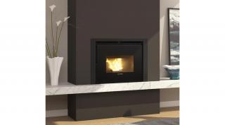 Extraflame COMFORT P70 AIR pellet tüzelésű kandallóbetét (10,0 kW)