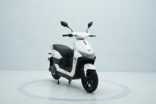 ZTECH ZT-38-B E-JÁRMŰ 72V23AH GRAFÉN 45KM/H GYORSTÖLTŐVEL