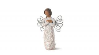 Emlékezés Willow Tree angyalka - sötétebb haj és bőr - 13 cm