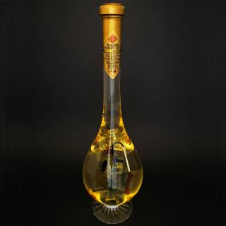Díszes üveg - benne Halász figura (0,5l)
