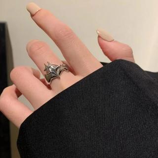 Folyékony fém alakú gyűrű