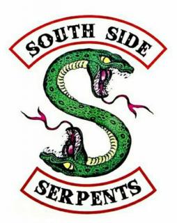 Riverdale South Side Serpents tetoválás