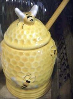 Méhecskés mézes csupor fa csurgatóval