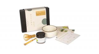 PRÉMIUM MINŐSÉGŰ MATCHA TEA KÉSZÍTŐ SZETT TEÁVAL