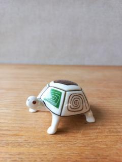 Aquincumi porcelán teknős figura - Ősz Szabó Antónia tervezése