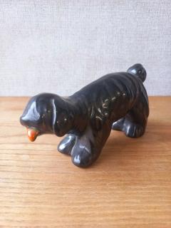 Drasche Fayance jelzésű puli figura