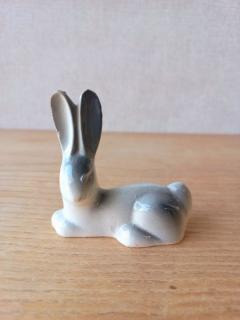 Kolibri/Drasche porcelán nyúl figura - Lonkay Antal tervezése