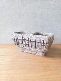 Várdeák Ildikó brutalista kerámia ikebana/váza/kaspó