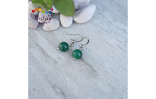 Fuchsite 8 mm-es fülbevaló