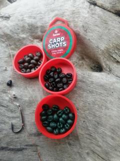 GARDA CARP SHOTS fekete 0,9 gr