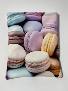 Egyedi macaron mintás könyvtok 1 (Névvel is kérhető)