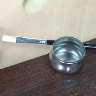 Fémtál színek keveréséhez fedővel (Egy tálka festékekhez és)