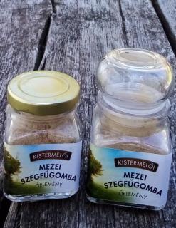 Mezei szegfűgomba őrlemény (Szűcs Márta)