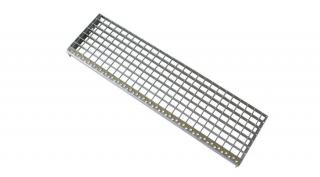 LÉPCSŐELEM / SP 230-34/38-3 / 700x270 mm / S235JR horganyzott acél