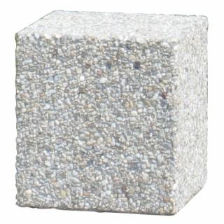 Négyzet alakú beton elhatároló (F5G_4654_0000)