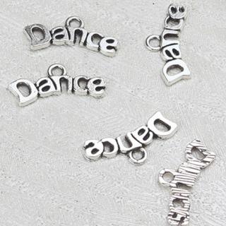 Dance charm 01.