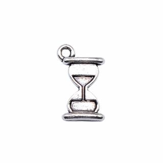 Homokóra charm