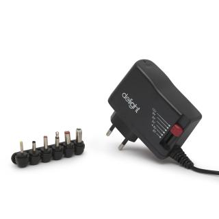 Univerzális adapter 3-12V • 1.5A • 18W 6 DC dugó - 55056B