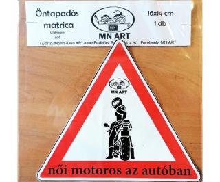 Matrica háromszög Női Motoros az autóban