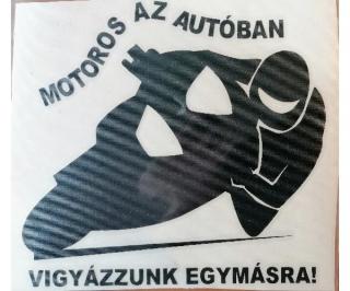 Matrica Motoros az autóban