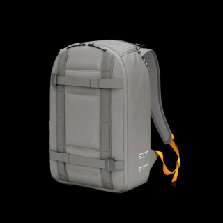 Db™ Ramverk Backpack 21L Sand Grey
