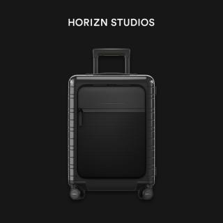 Horizn Studios - M5 Essential - Előzsebes Kabinbőrönd Glossy All Black