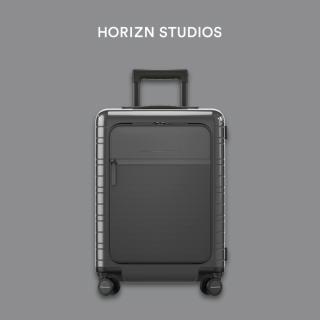 Horizn Studios - M5 Essential - Előzsebes Kabinbőrönd Glossy Graphite