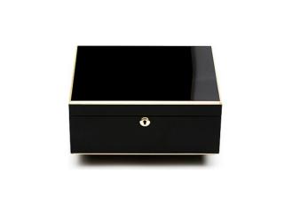 Adorini Milan Deluxe spanyol cédrusfa humidor, fényes fekete lakozott szivardoboz 75 szál szivar számára