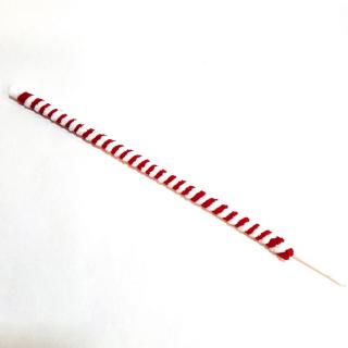 Fehér-piros zsenilia cukorpálcika, teljes méret: 25 cm, csíkos rész mérete: 17 cm