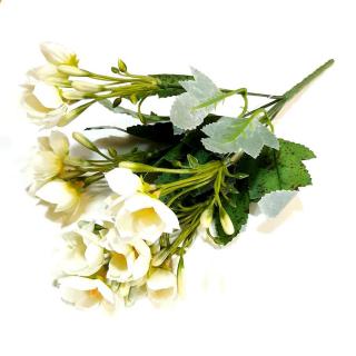 Fehér színű csokor, hossza kb. 31 cm