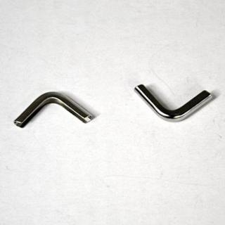 Fém sarokdísz, ezüst színű, lapos. Mérete: 14x14 mm