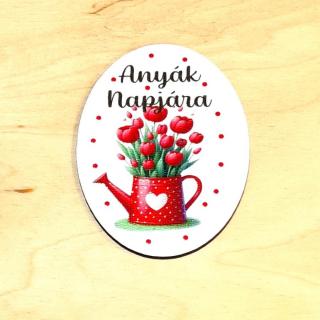 Nyomtatott fa ovális tábla, Piros tulipán locsolókannában. Mérete: 5x6,5 cm, vastagsága 2,5 cm