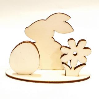 Nyuszkó virággal és tojással. Talp mérete: 9,7x3,1 cm, nyuszkó mérete: 5x6,7 cm