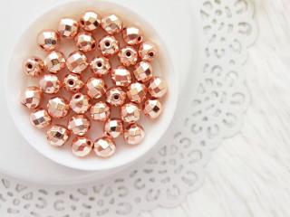 Rose gold fazettált hematit ásványgyöngy 8mm (AAA minőség)