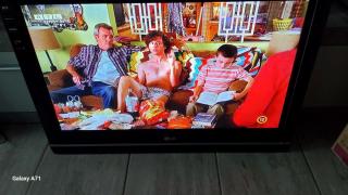 32pc51 82cm plazma tv patika állapotban, saját dobozában eladó!