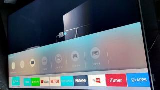 UE49KS8000 ULTRA HD QLED SMART TV 123cm