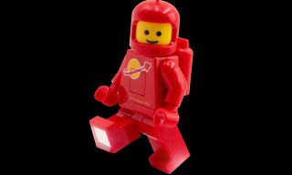 LEGO® Spaceman piros világítós kulcstartó