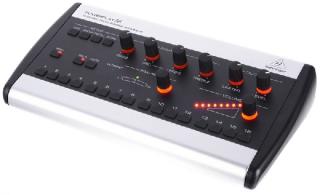 BEHRINGER Powerplay P16-M