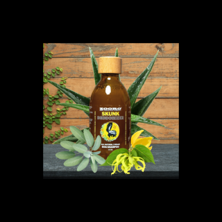 Zooro® Skunk Deodorizer - 100% természetes, vegán kutyasampon "bűzös borz" kutyáknak 200 ml