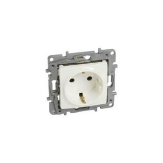 Legrand Niloé 2P+F dugalj csatlakozó aljzat körömmel bézs 764639