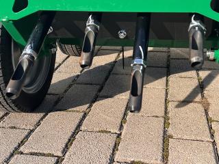 PL1803V 18&quot; gyeplyuggató