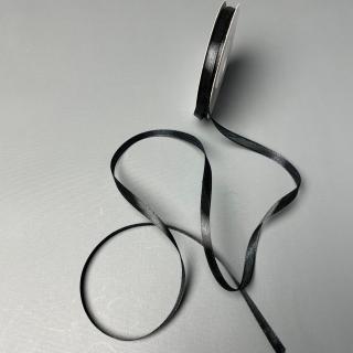 Fekete színű 6 mm-es szatén szalag