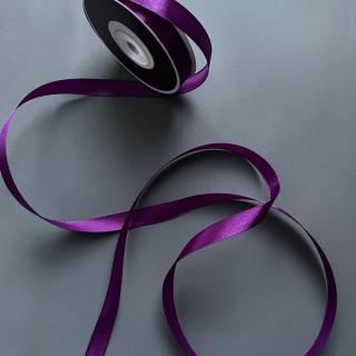 Lila színű 12 mm-es szatén szalag