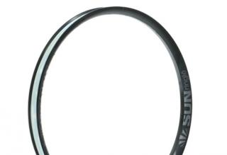 Abroncs SUNringlé Duroc 30 mm 20  28H fekete