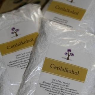 Cetilalkohol (50g)