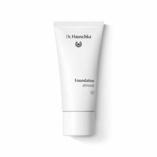 Dr. Hauschka Alapozó 02 (mandula)