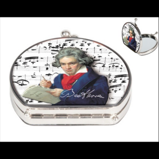 Kozmetikai tükör, nagyító - Beethoven