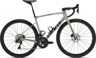 GIANT DEFY ADVANCED SL 1 GOLDEN HAZE/PENTHER 2024 FÉRFI ORSZÁGÚTI KERÉKPÁR