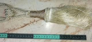 Függöny megkötő bojt, ekrü színű. ~ 65 cm. 1 pár/csomag